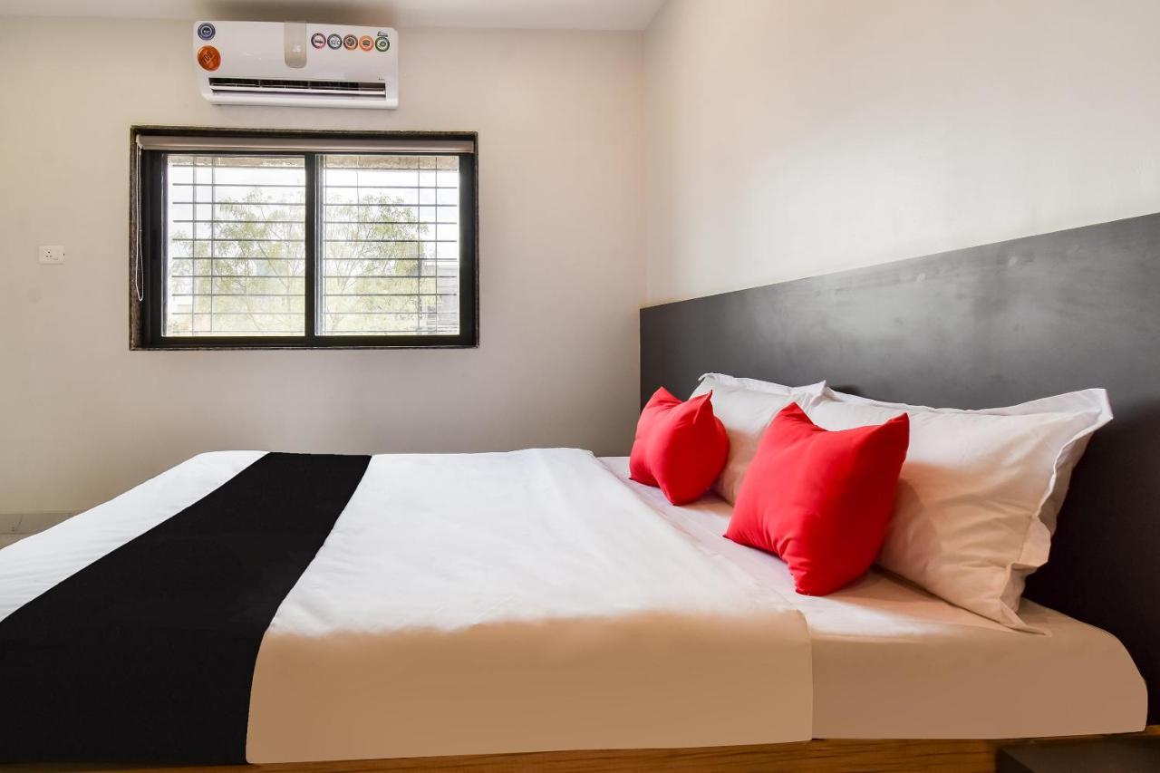 Capital O 71866 Hotel Ansh Aurangabad  Bagian luar foto